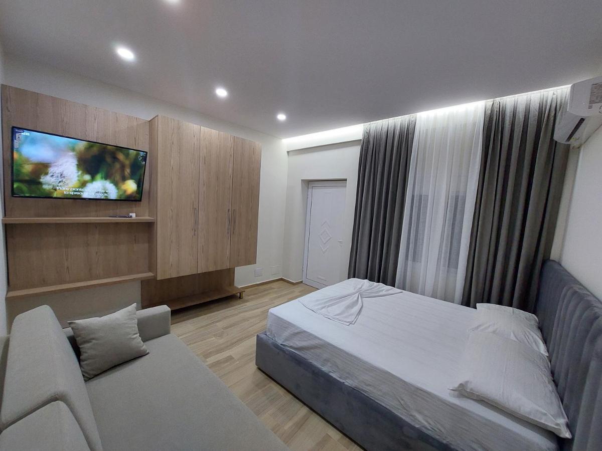 Sole Inn Влёра Экстерьер фото